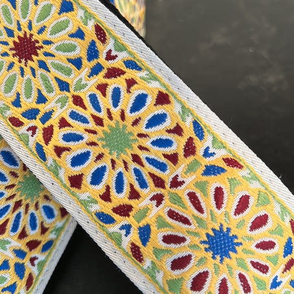 Adjustable Guitar Style Bag Strap from New Vintage - Picture 2 of 4